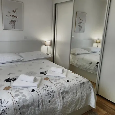 Astralis Lägenhet Trogir Exteriör bild